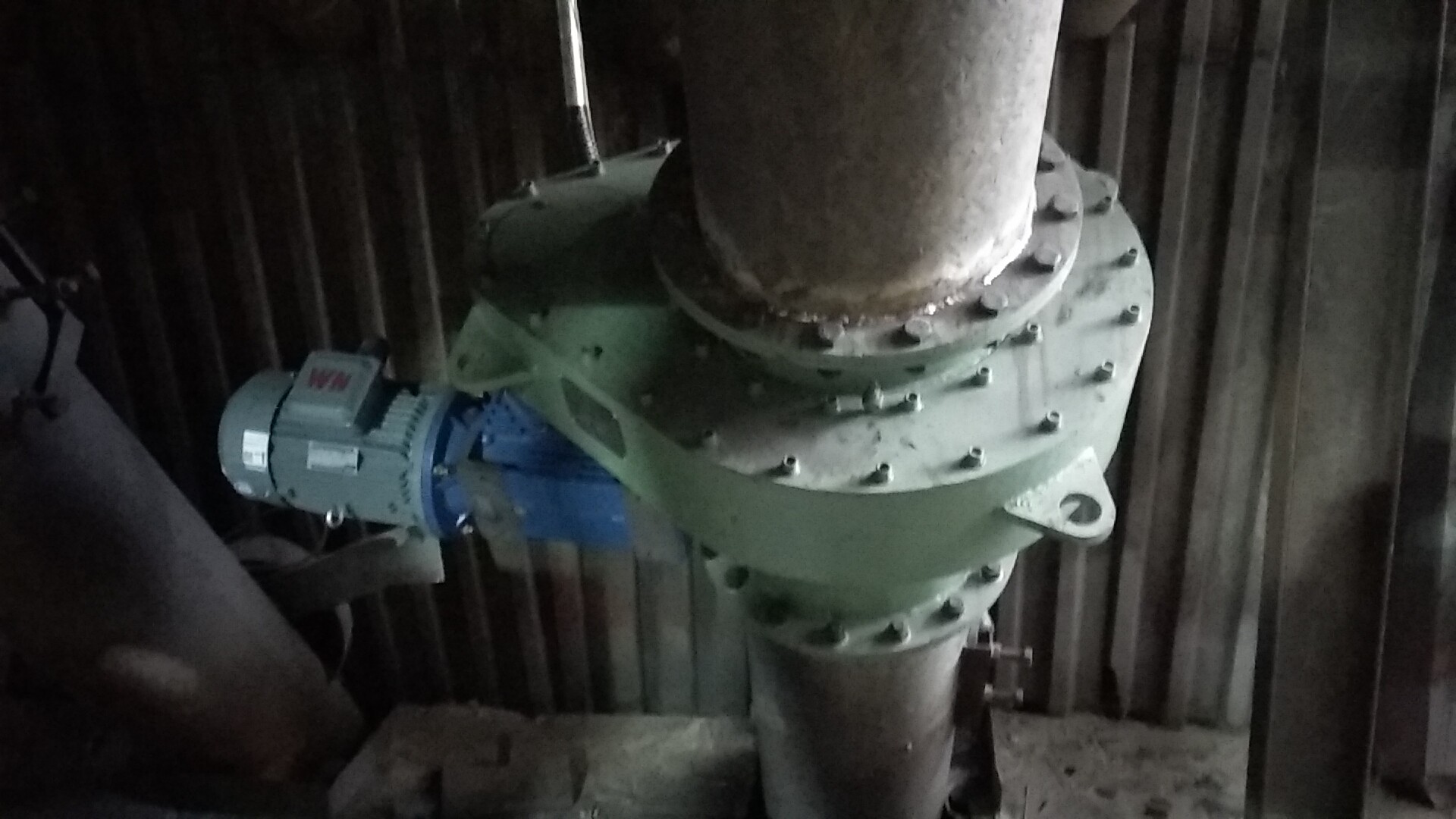 1568964399572722.jpg 1548035382100672.jpg